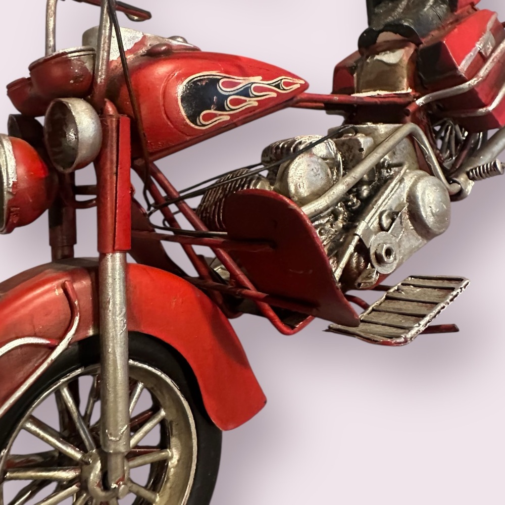 Vintage Red Metal Motorcycle Model Home Decor - Picture 9 of 11